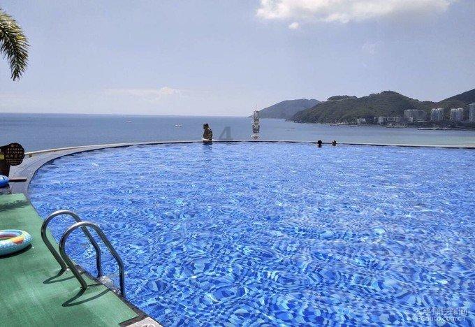 农畜山羊逃脱