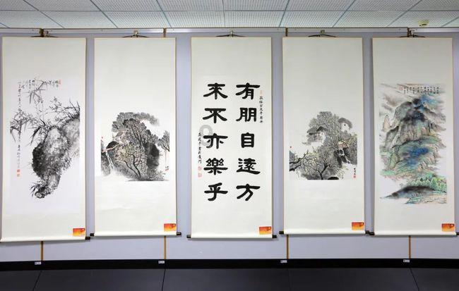尘埃4